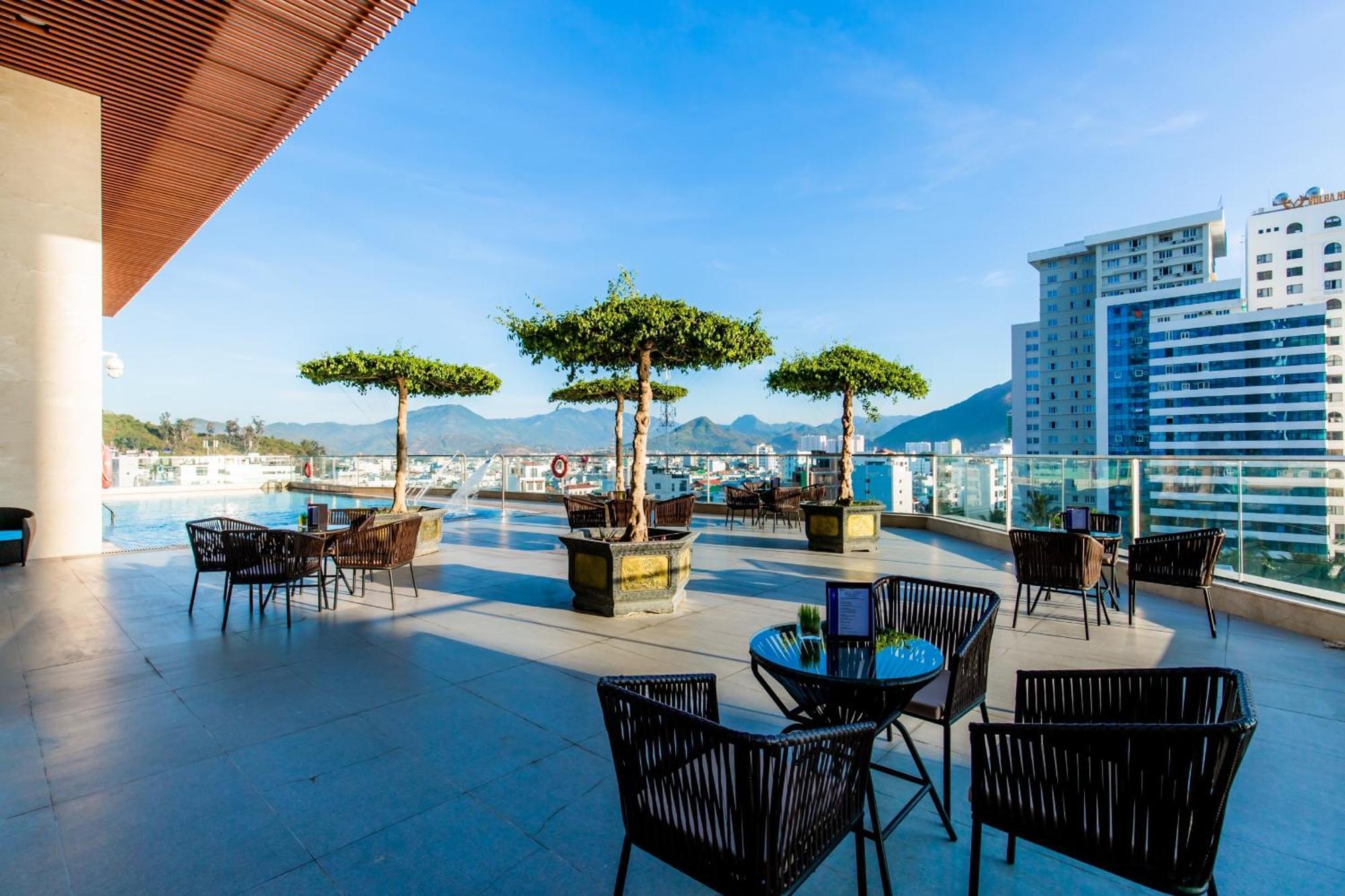 Oceanus Oasis Retreat - Nha Trang Apartment Exterior photo